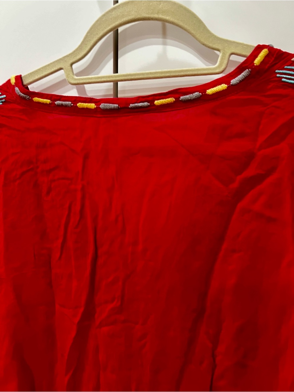 Perfect for fall! Johnny Was Red Embroidered Top - Picture 8 of 8